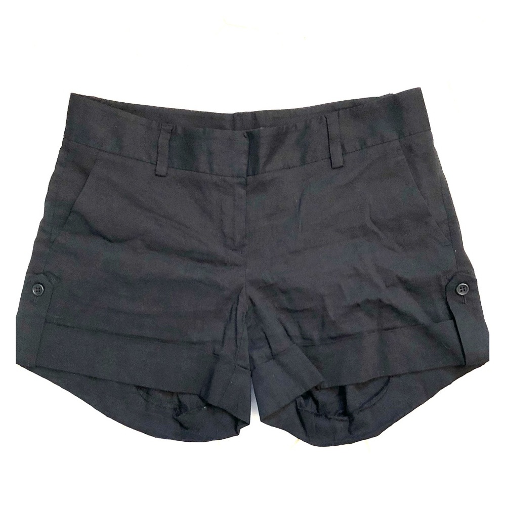 Theory tailored black cuffed shorts